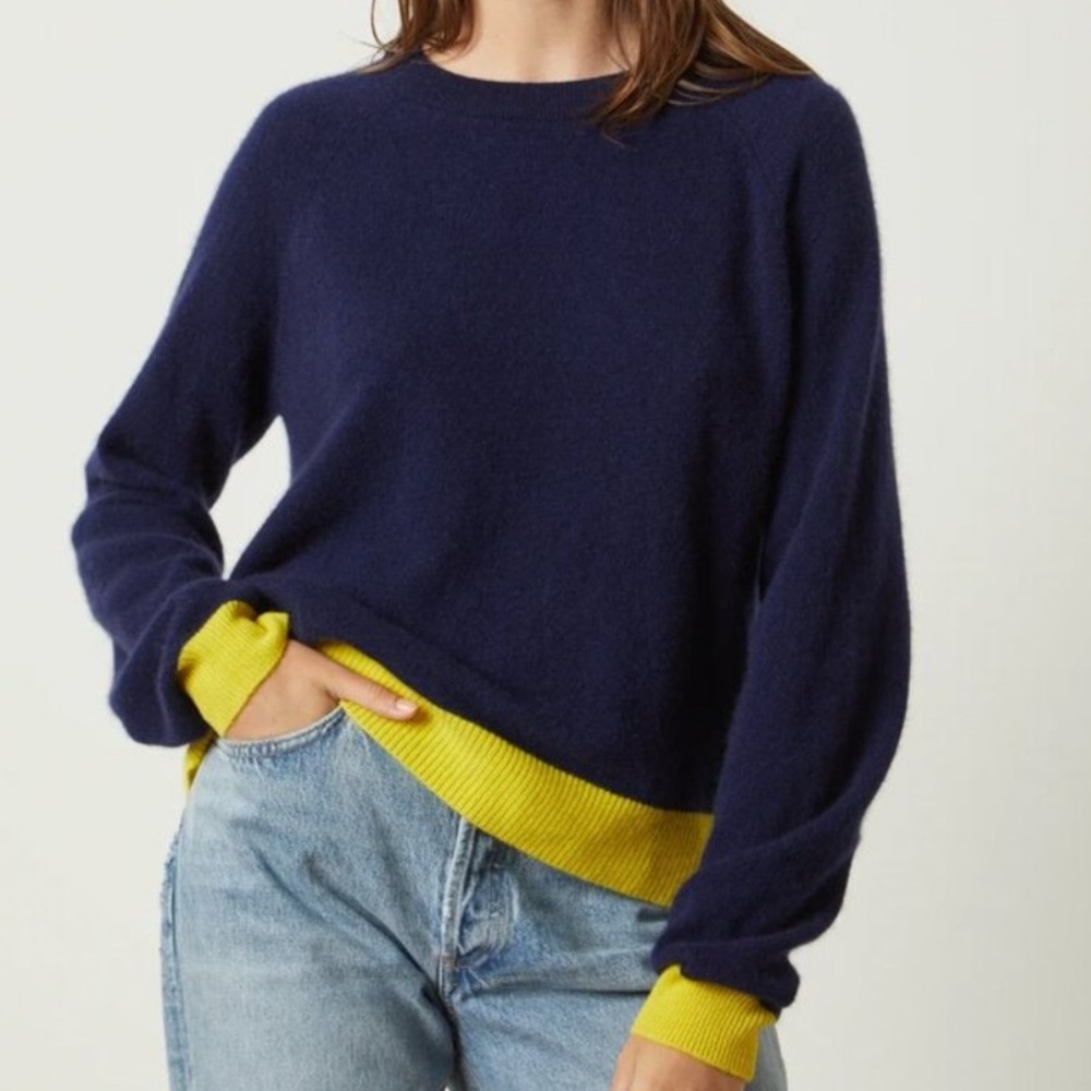 Velvet by Graham & Spencer Blue and Yellow Crew Neck Sweater